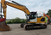 Liebherr R 945 S-HD – GBP 155,000