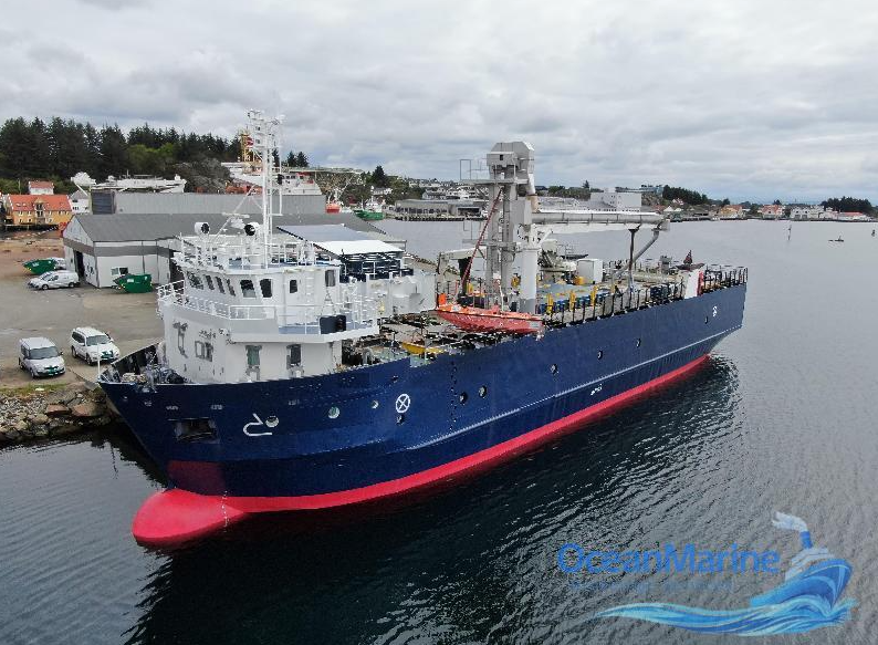 830T DWT Cargo Freighter – 15873