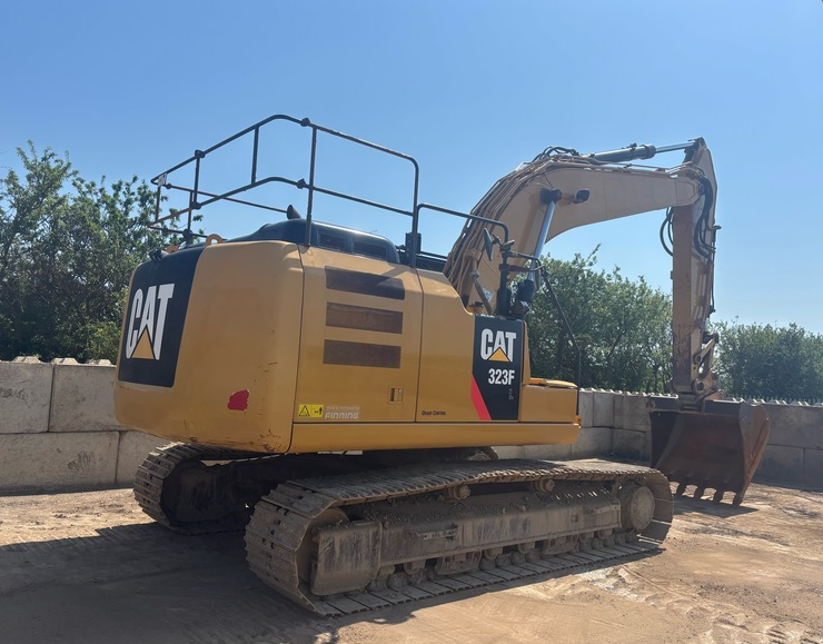 Caterpillar 323FL