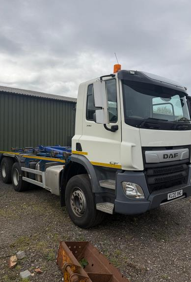 DAF CF340 , 6 WHEEL HOOK LOADER