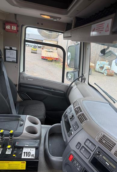 DAF CF340 , 6 WHEEL HOOK LOADER