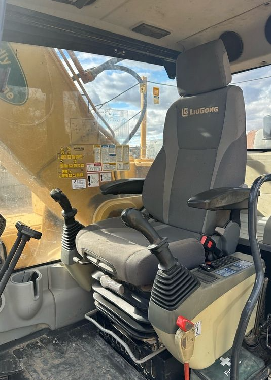 Liugong CLG925E